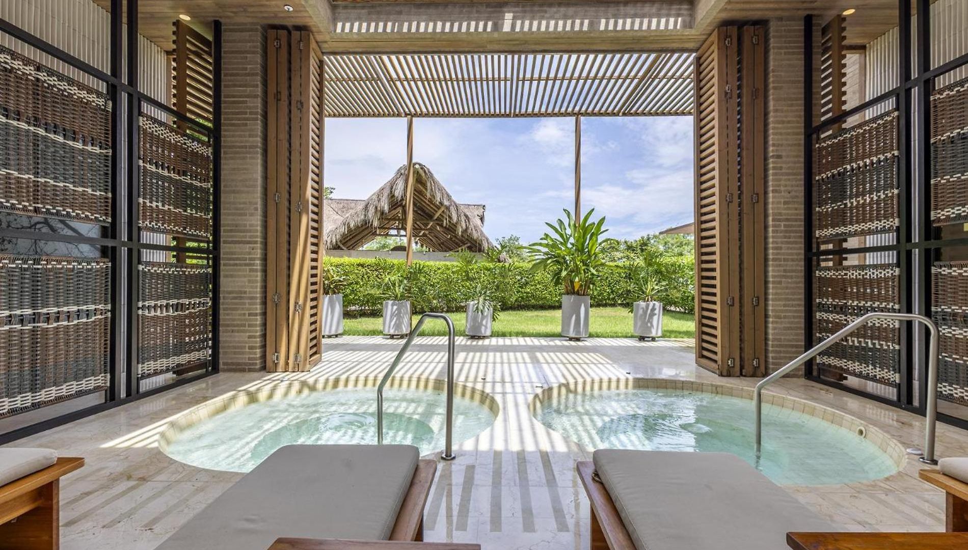 New! 3br Ocean View At Calablanca B6 * Cartagena