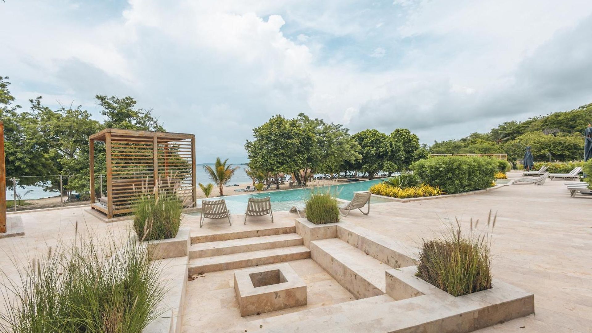 New! 3br Ocean View At Calablanca B6 *